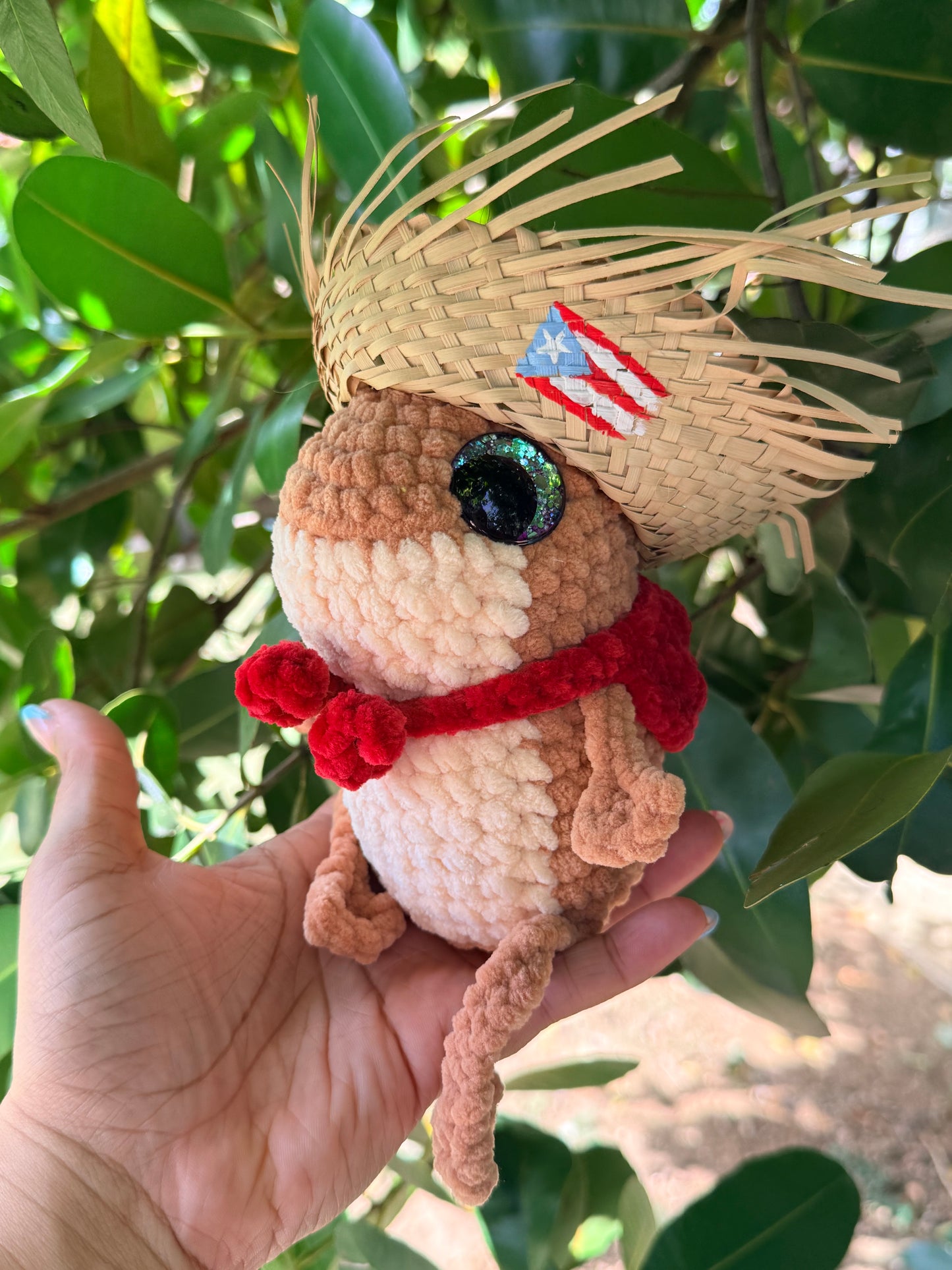 Coquí Boricua en Crochet con Pava y Pañuelo | Amigurumi Hecho a Mano