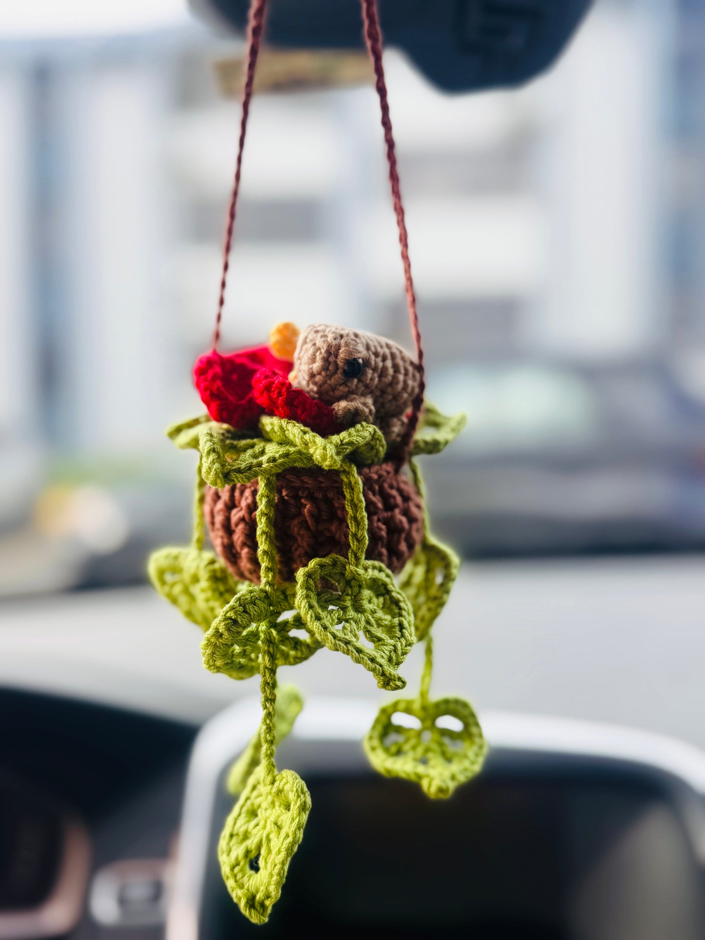 Colgante de Maceta en Crochet con Flor de Maga y Coquí | Decoración Artesanal Puertorriqueña