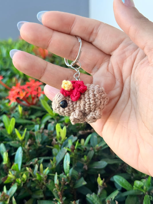 Llavero de Coquí Boricua con Flor de Maga - Tejido a Mano en Crochet
